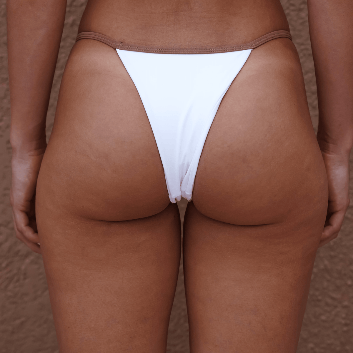 NEWPORT BOTTOMS - SALT // CLAY - SNDSTNE